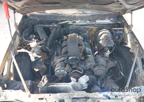 1987 Chevrolet El Camino z USA, uszkodzony, nr VIN 3GCCW80H4HS906978